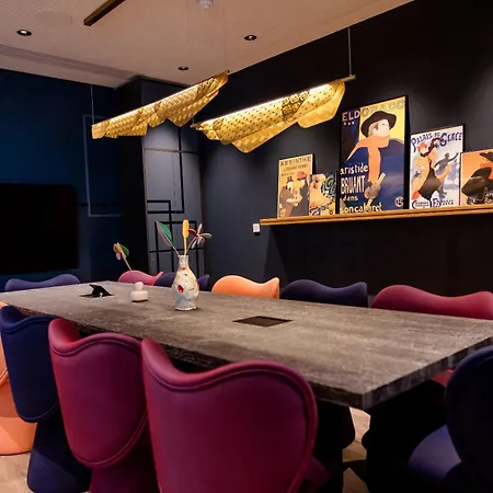 One Paris-porte De Versailles Hotel